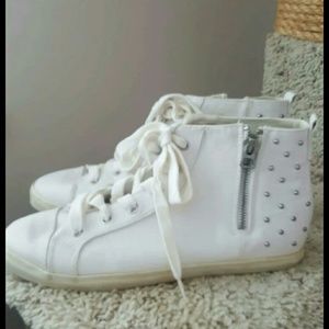 Aeropostale Size 8 White Studded High Top Sneakers